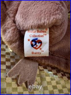 Batty the Bat? RARE ERRORS? See Below (Style #4035) Ty Beanie Babies, 1996 Batty the Bat? RARE ERRORS? See Below (Style #4035) Ty Beanie Babies, 1996