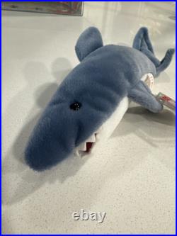 RARE Beanie Baby 1996 Crunch The Shark. Style 4130. P V C Pellets