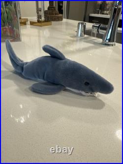 RARE Beanie Baby 1996 Crunch The Shark. Style 4130. P V C Pellets