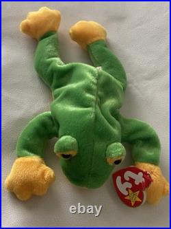 Rare Retired 1997 TY BEANIE BABY SMOOCHY THE FROG WITH TWO TAG HOLDERS ERRORS Rare Retired 1997 TY BEANIE BABY SMOOCHY THE FROG WITH TWO TAG HOLDERS ERRORS