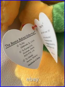Rare Retired 1997 TY BEANIE BABY SMOOCHY THE FROG WITH TWO TAG HOLDERS ERRORS Rare Retired 1997 TY BEANIE BABY SMOOCHY THE FROG WITH TWO TAG HOLDERS ERRORS