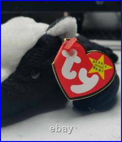 TWO RARE Ty Beanie Babies Stinky the Skunks 4017 1996 DOB 2-13-95 with ERRORS