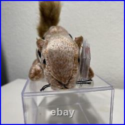 TY BEANIE BABY 1999 CHIPPER THE CHIPMUNK RETIRED, RARE with Tag Errors