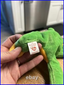 TY smoochy the frog beanie baby, rare RETIRED with Tag Errors