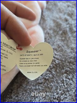 Ty 4005 Beanie Babies Squealer The Pig With Tag Errors OBO Very Rare With Cover