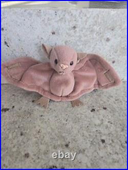 Ty Beanie Baby, BATTY the Bat, With (OLD STYLE TAGS WITH ERRORS) 1996 RARE