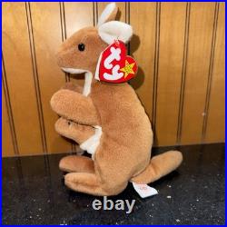 Ty Beanie Baby Pouch the Kangaroo 1996 with Errors (Rare Collectable) Ty Beanie Baby Pouch the Kangaroo 1996 with Errors (Rare Collectable)