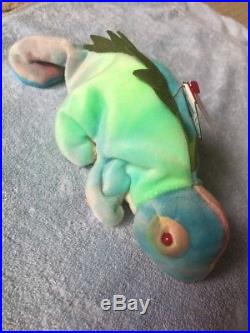 Very RARE TY Iggy Beanie Baby RETIRED ERRORS Comes With Display Case